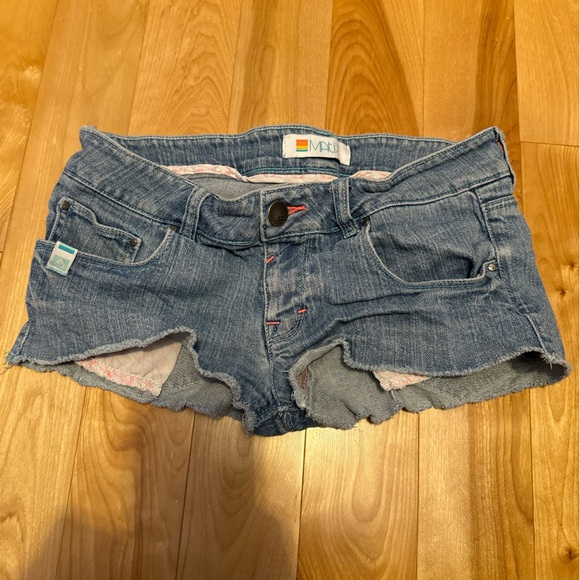 SUPER LOW RISE VINTAGE SHORTS - Picture 1 of 4